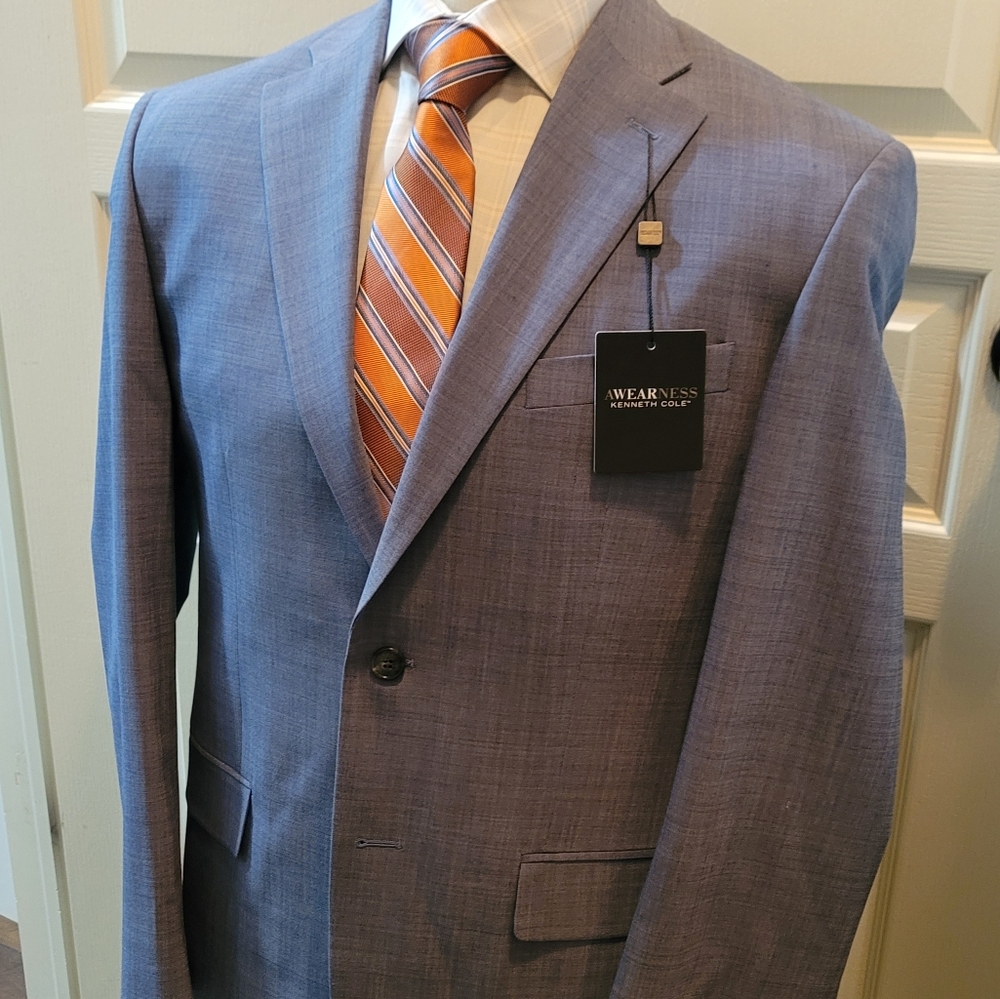 Kenneth Cole Suit 40R/38R